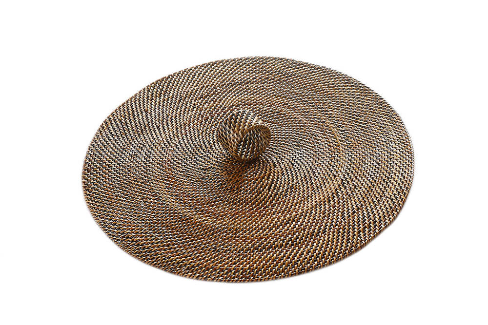 15" Plain Round Placemat with Napkin Ring - Set of 4 by Calaisio