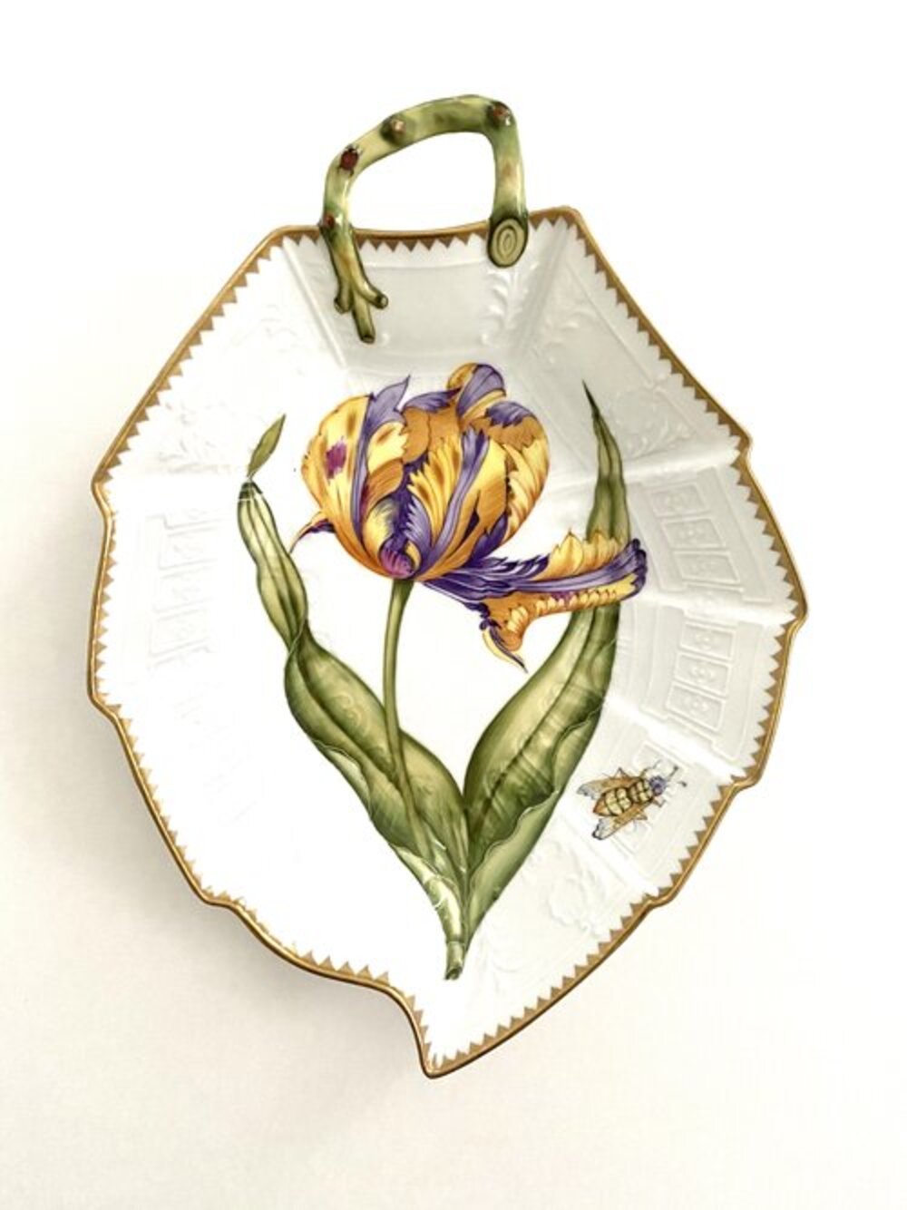 675 - Leaf Shaped Dish by Anna Weatherley