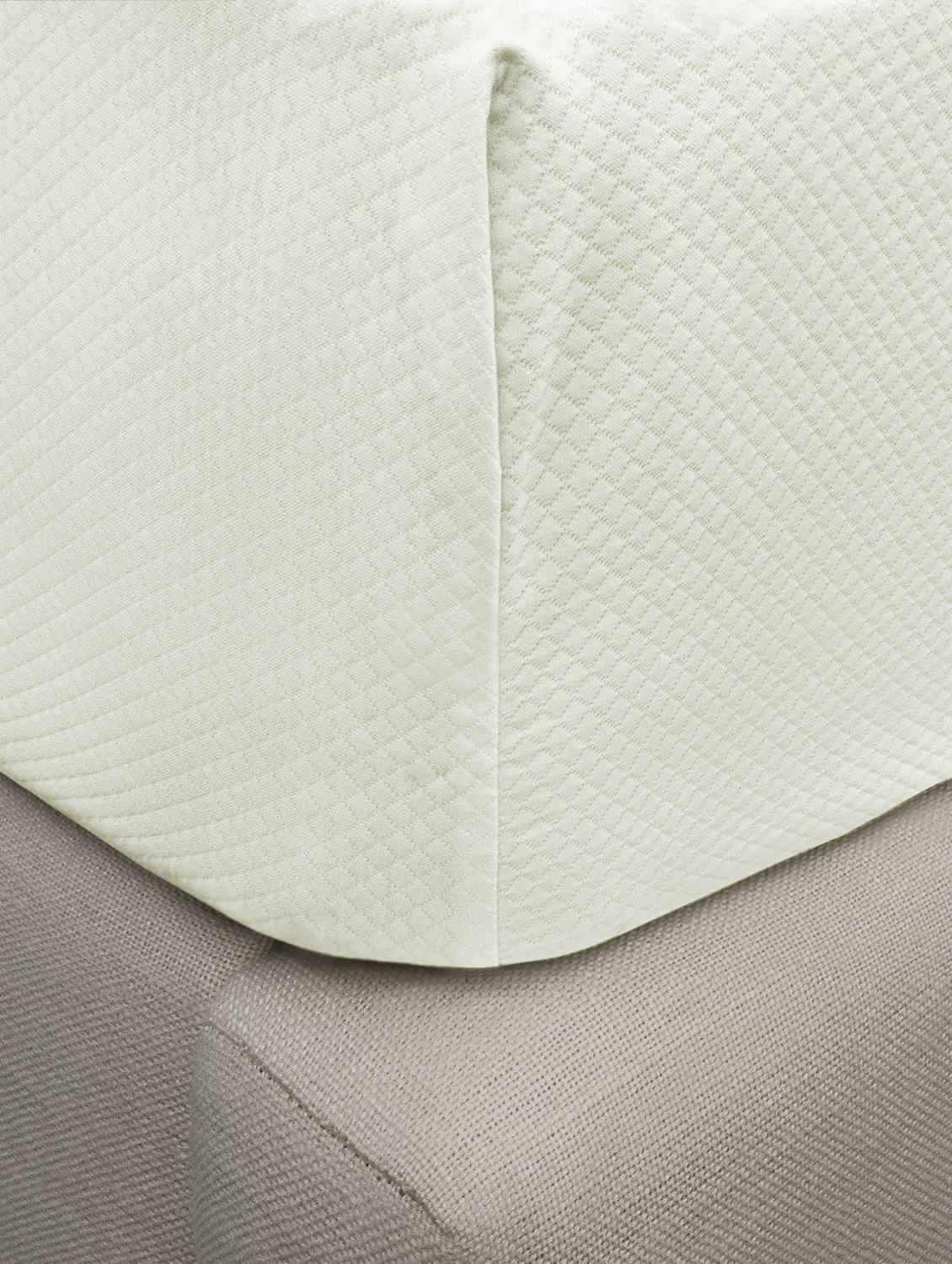 Diamond Pique Luxury Bed Linens by Matouk