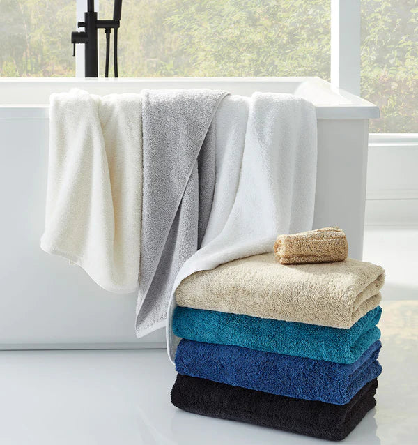 Sarma Luxury Towels and Tub Mats - Black by SFERRA