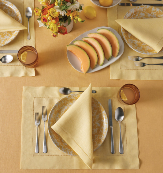 Festival Dinner Napkin in Canary