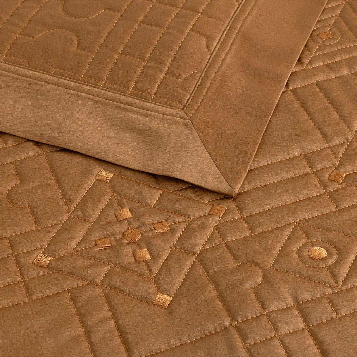 Allure Coverlet by Yves Delorme 7