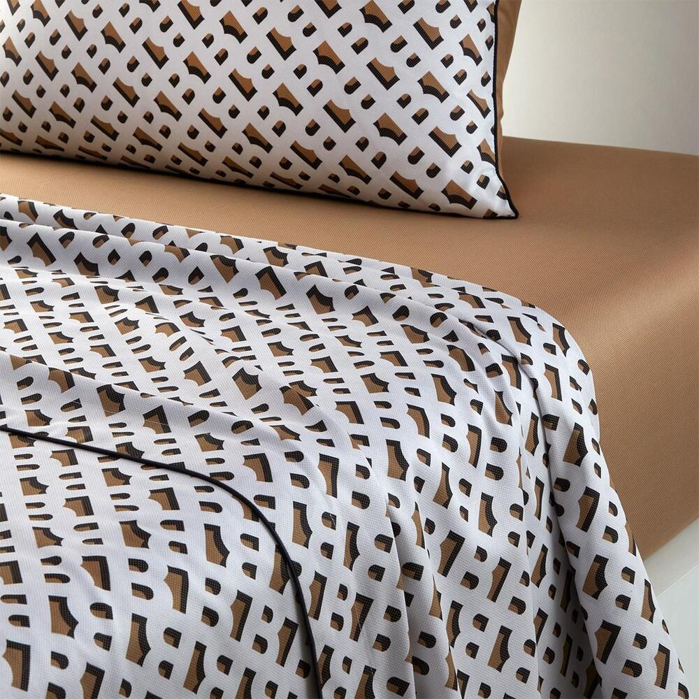 B Monogram Bed Collection by Yves Delorme 5