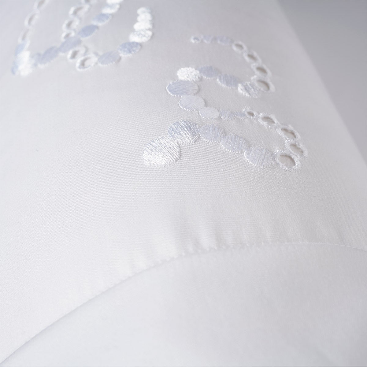 Ballet Bed Collections by Yves Delorme 16