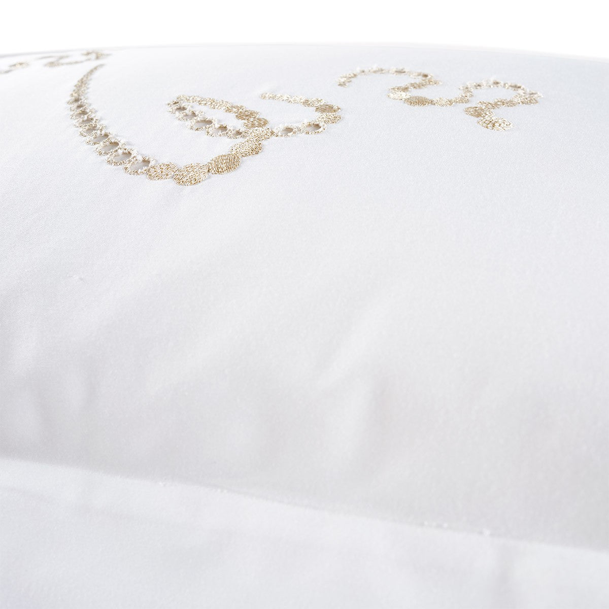 Ballet Bed Collections by Yves Delorme 36