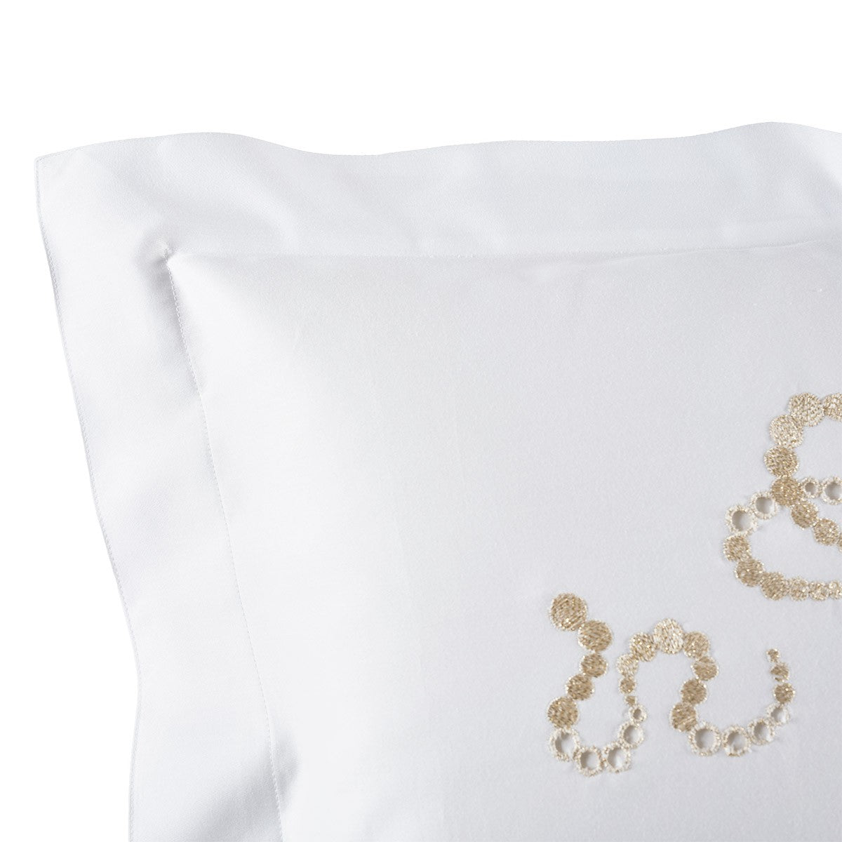 Ballet Bed Collections by Yves Delorme 37