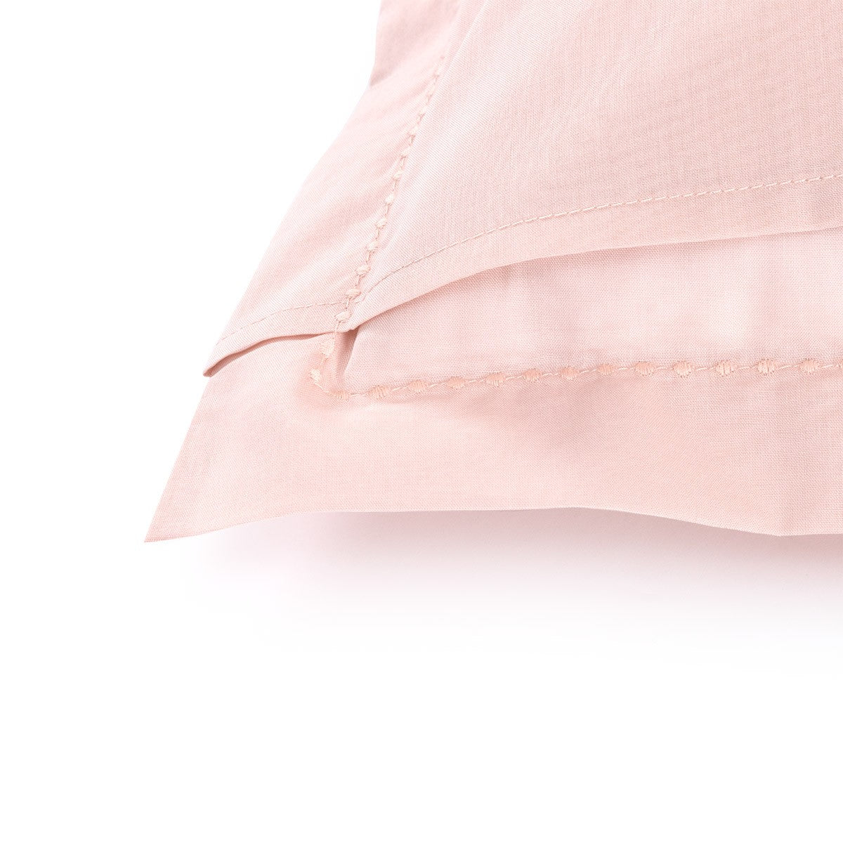 Batiste Bed Collections by Yves Delorme 67