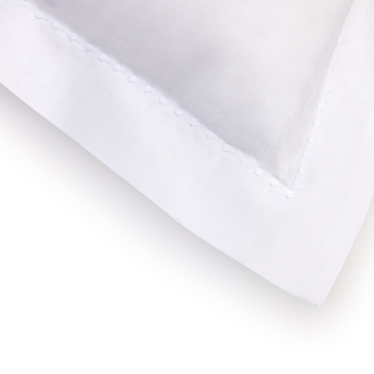 Batiste Bed Collections by Yves Delorme 52