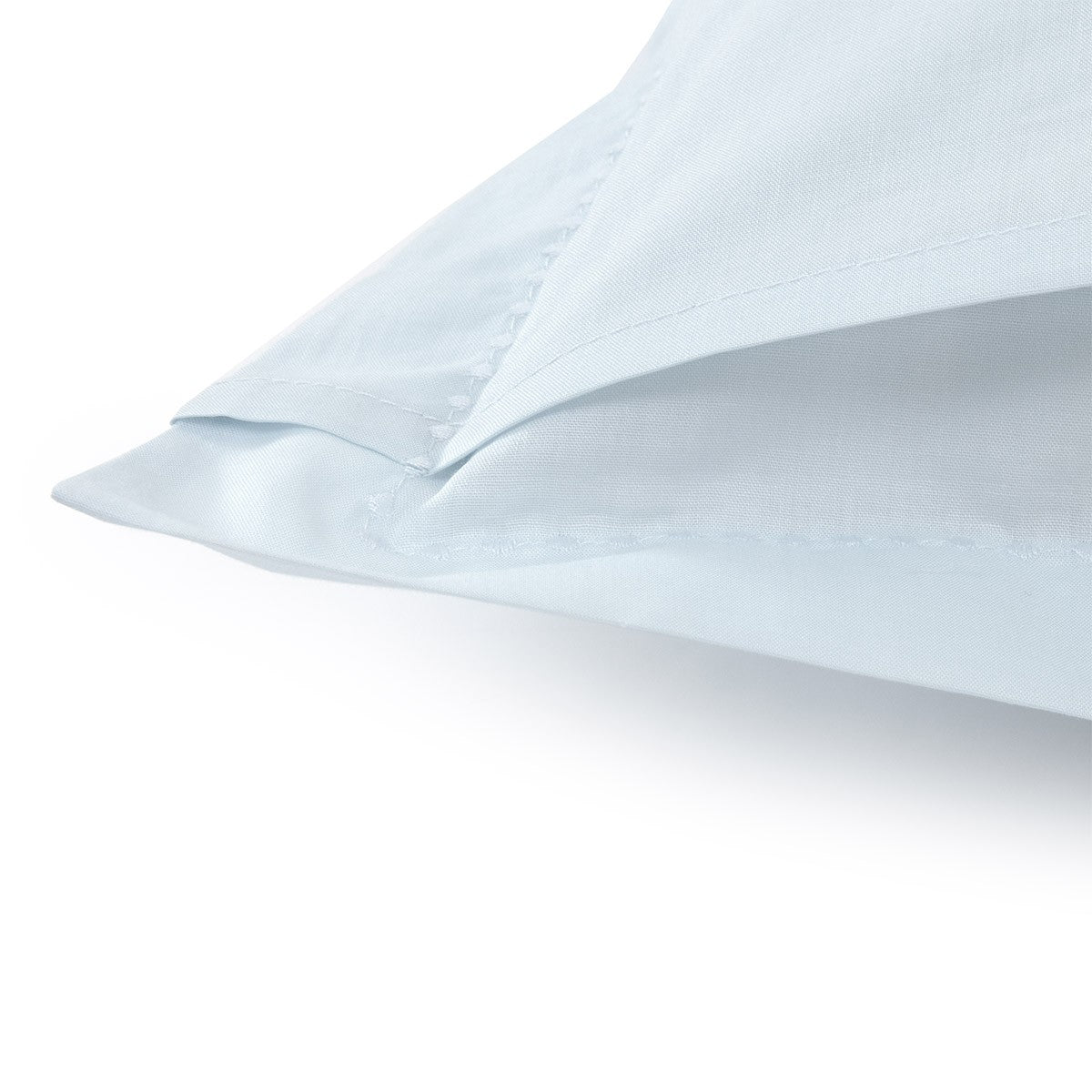 Batiste Bed Collections by Yves Delorme 58