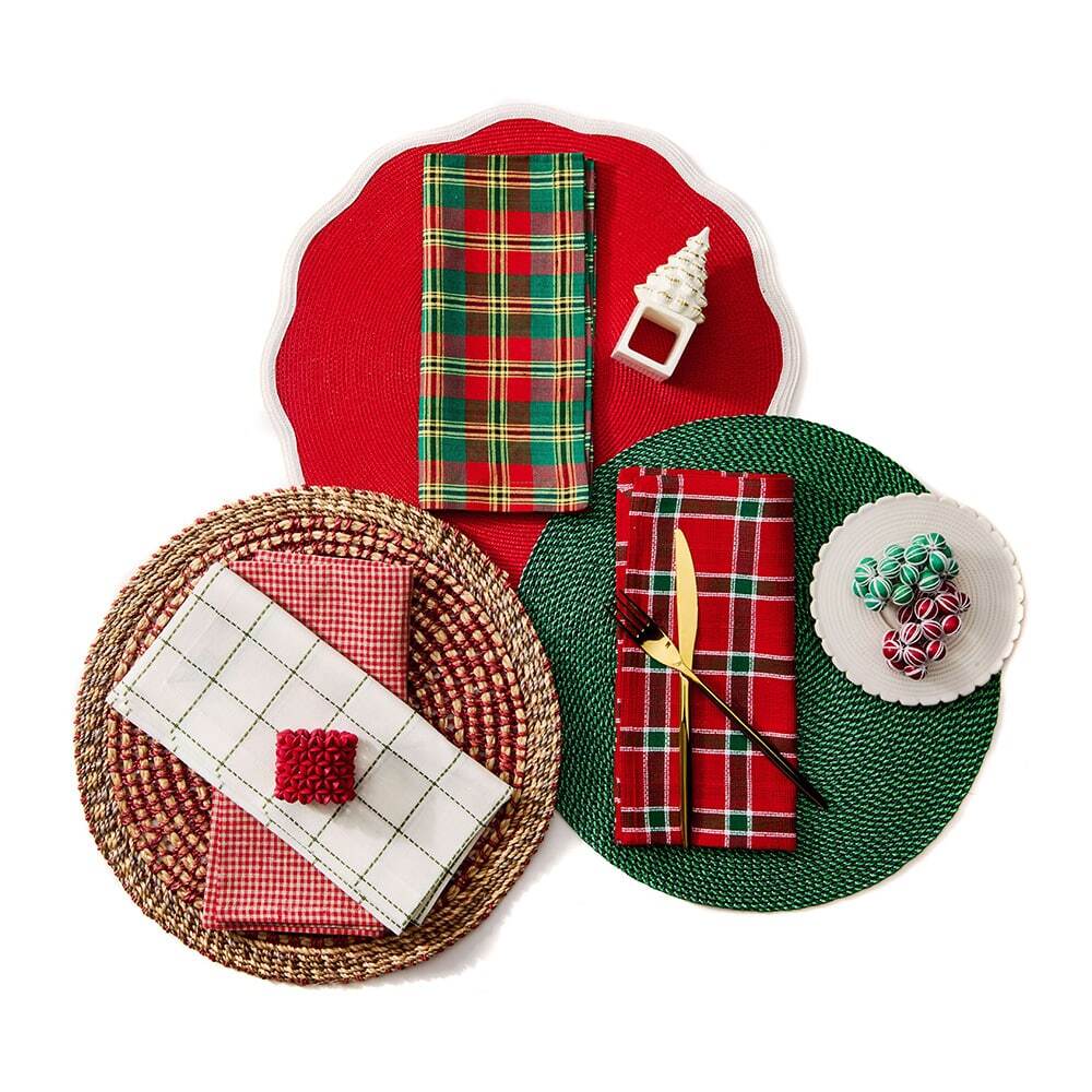 Border Scallop Placemat by Deborah Rhodes Additional Image - 2