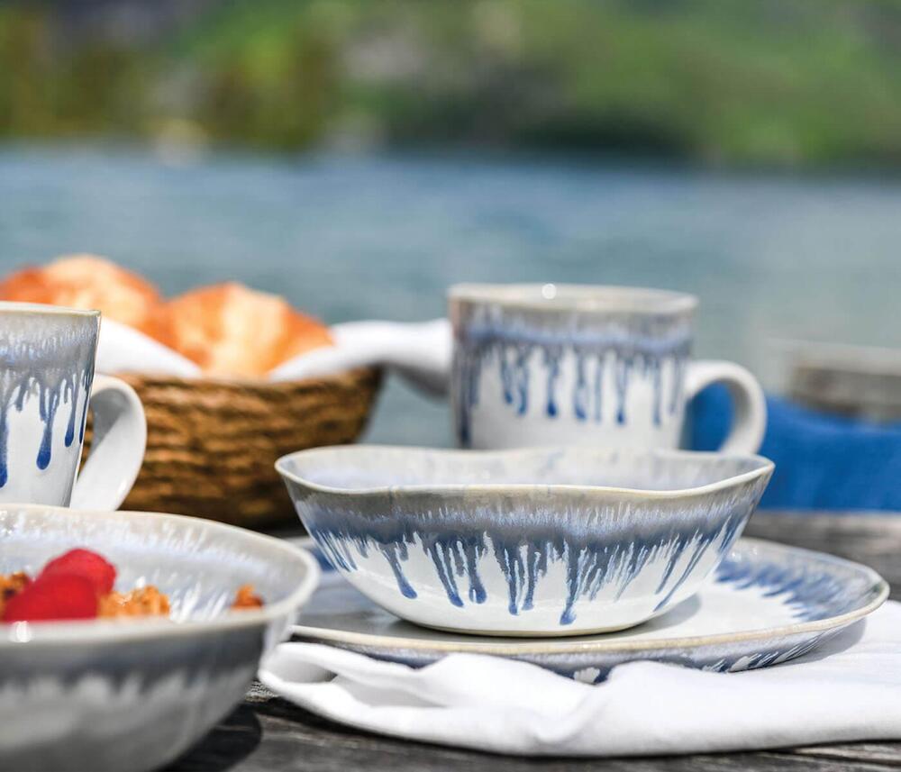 Burlington Dinnerware - Pool by Simon Pearce 3