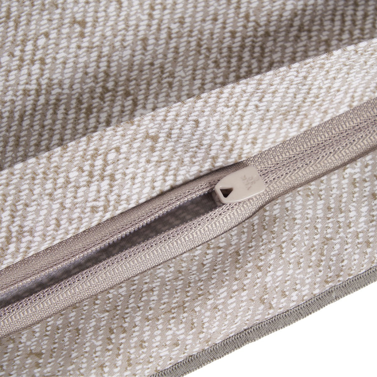 Carlow Bed Collections by Yves Delorme 13