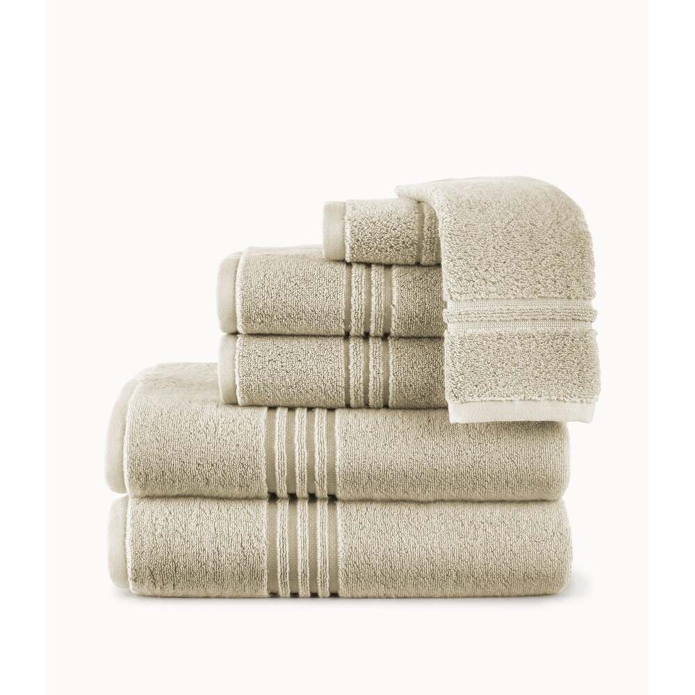 Chelsea Plush Bath Towel by Peacock Alley