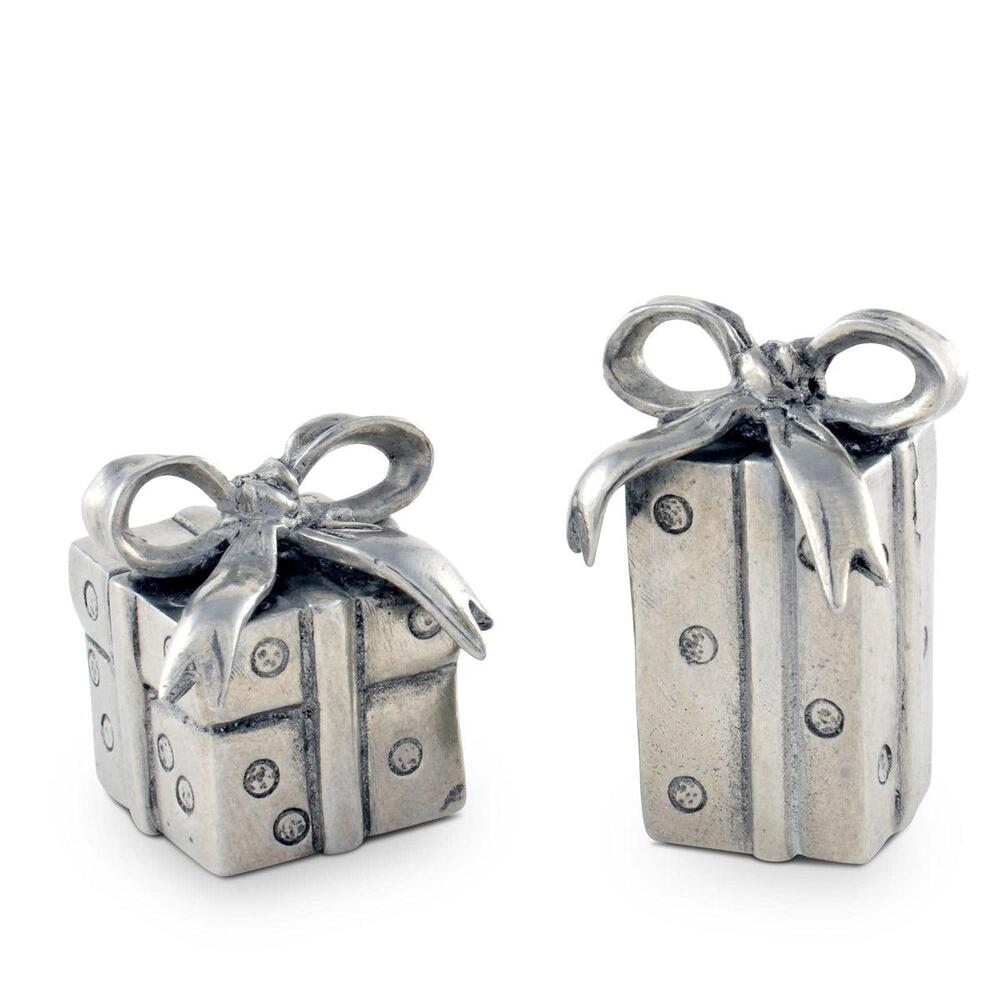 Christmas Package Placecard Holder Pair by Vagabond House