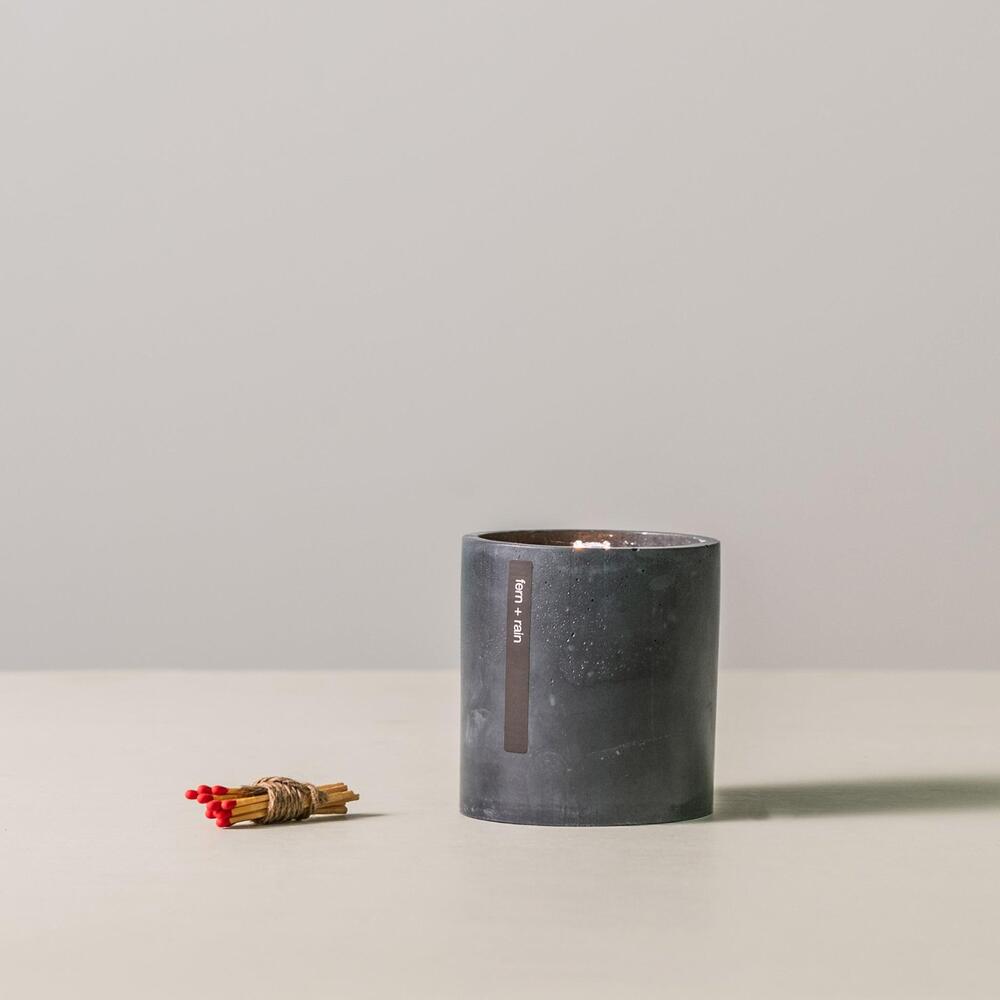 Concrete Candle - Harvest Moon Charcoal by Simon Pearce 1