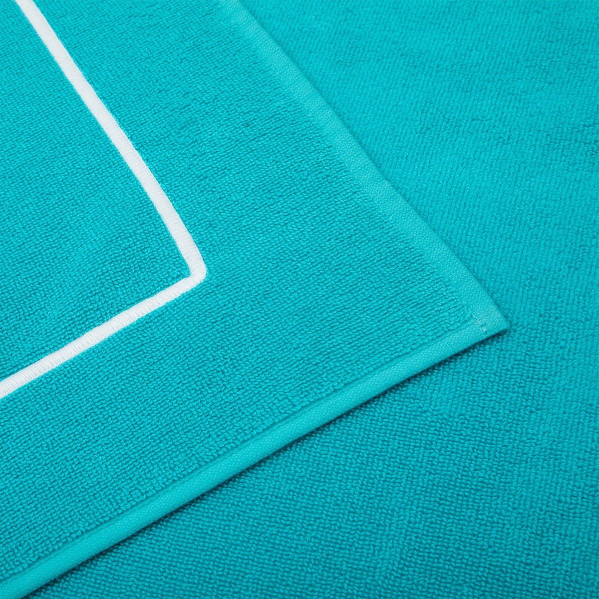 Croisiere Beach Towel by Yves Delorme 14