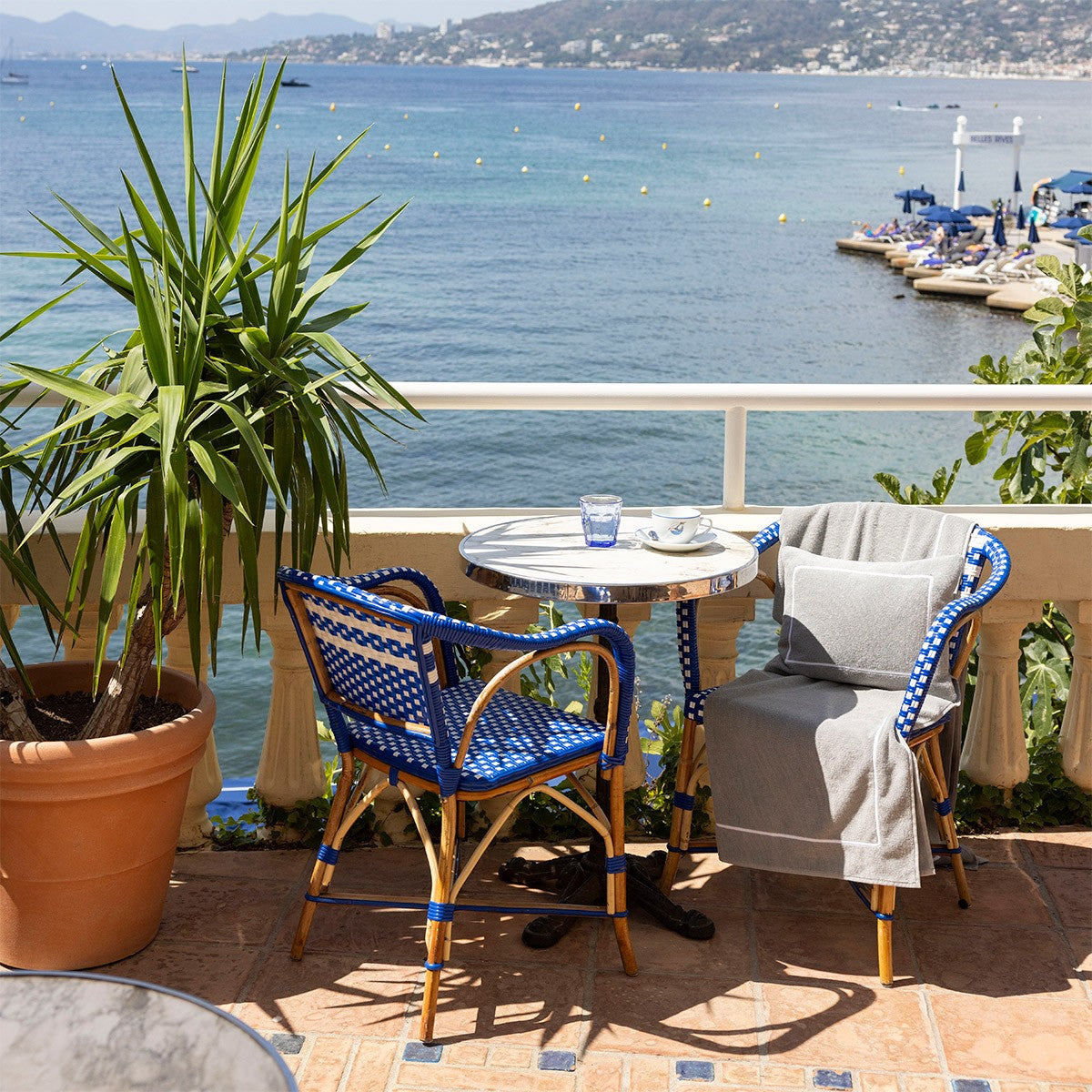 Croisiere Beach Towel by Yves Delorme 23