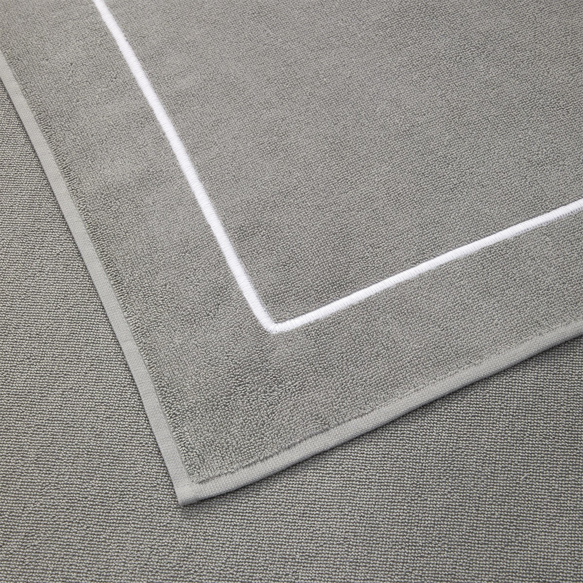 Croisiere Beach Towel by Yves Delorme 26