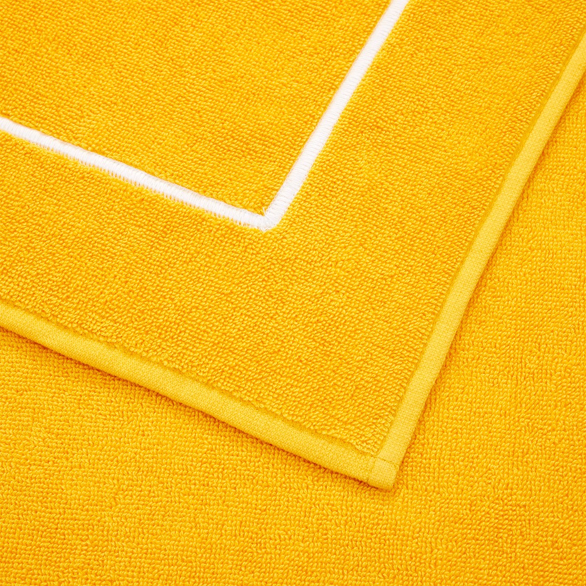 Croisiere Beach Towel by Yves Delorme 8