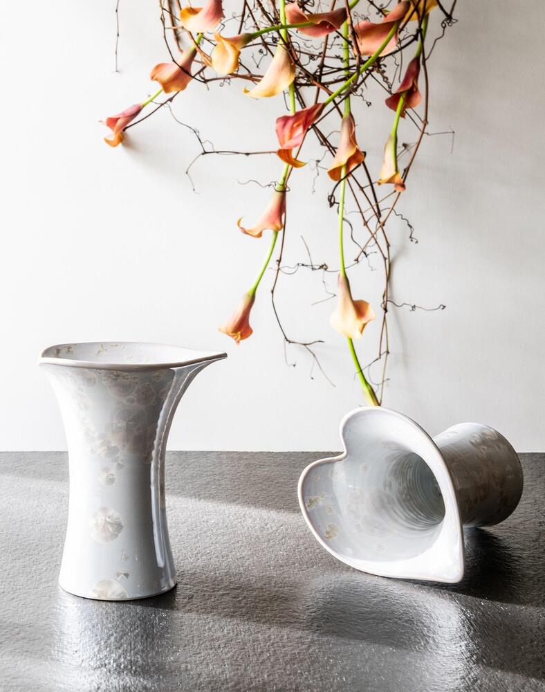 Crystalline Calla Lily Vase by Simon Pearce 3
