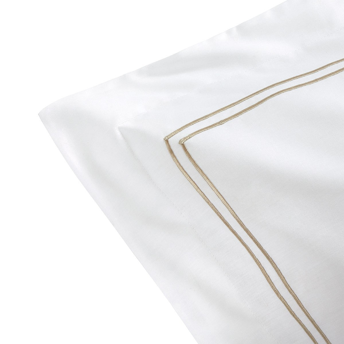 Duo Bed Collections by Yves Delorme 35