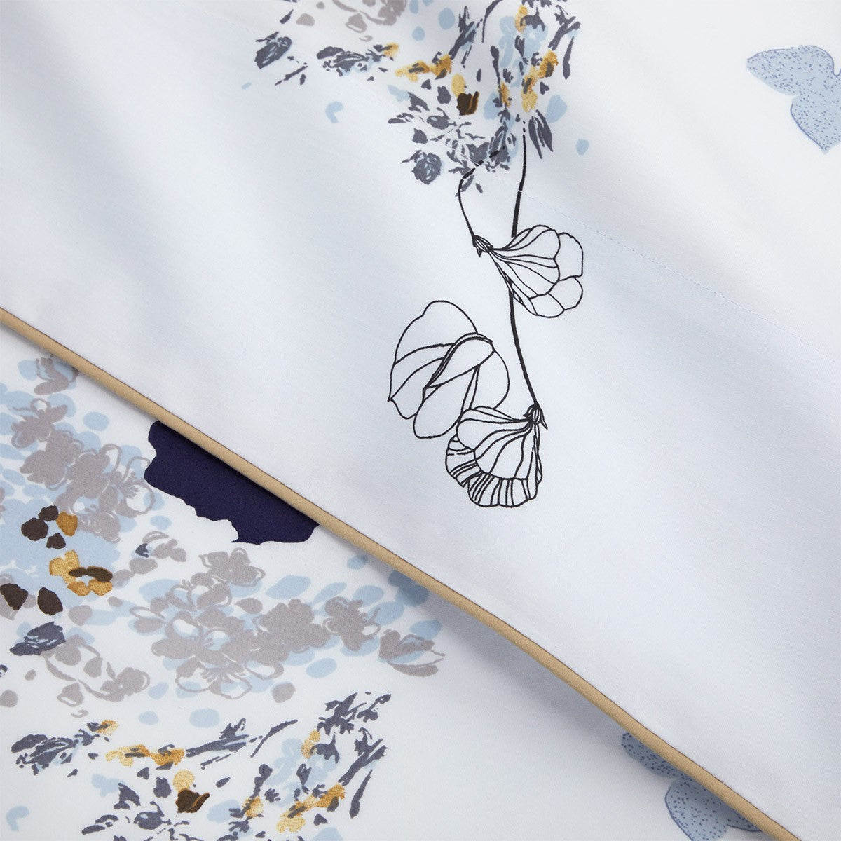 Eclipses Bed Collections by Yves Delorme 7