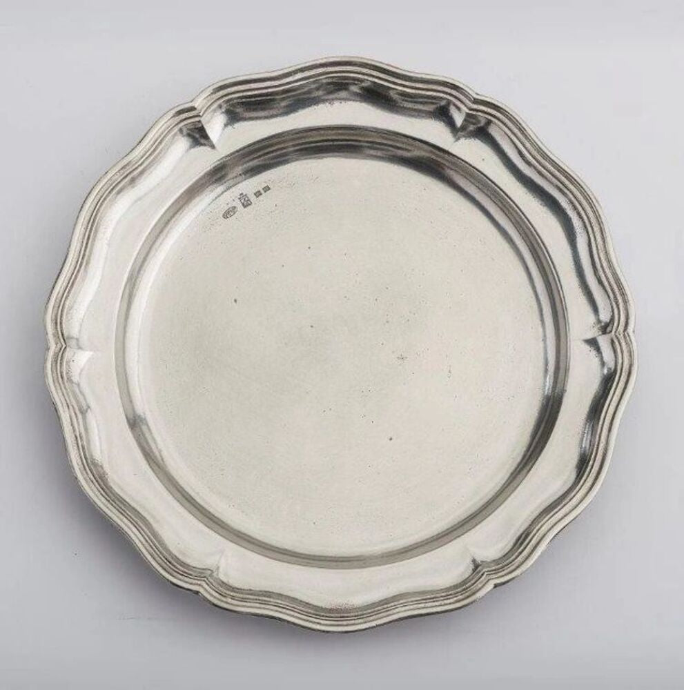 Elegance Charger by Julie Wear