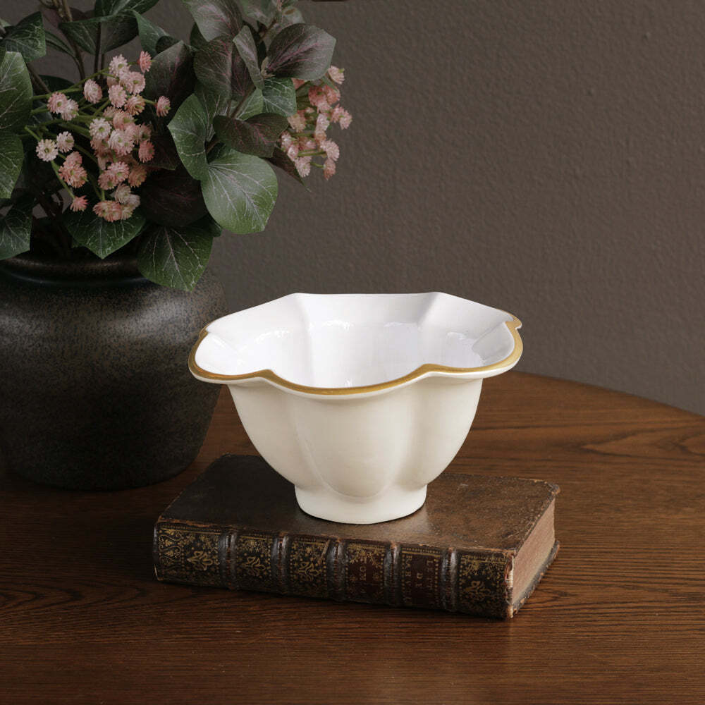 Encanto Devon Small Bowl - Cream & White by Beatriz Ball 1