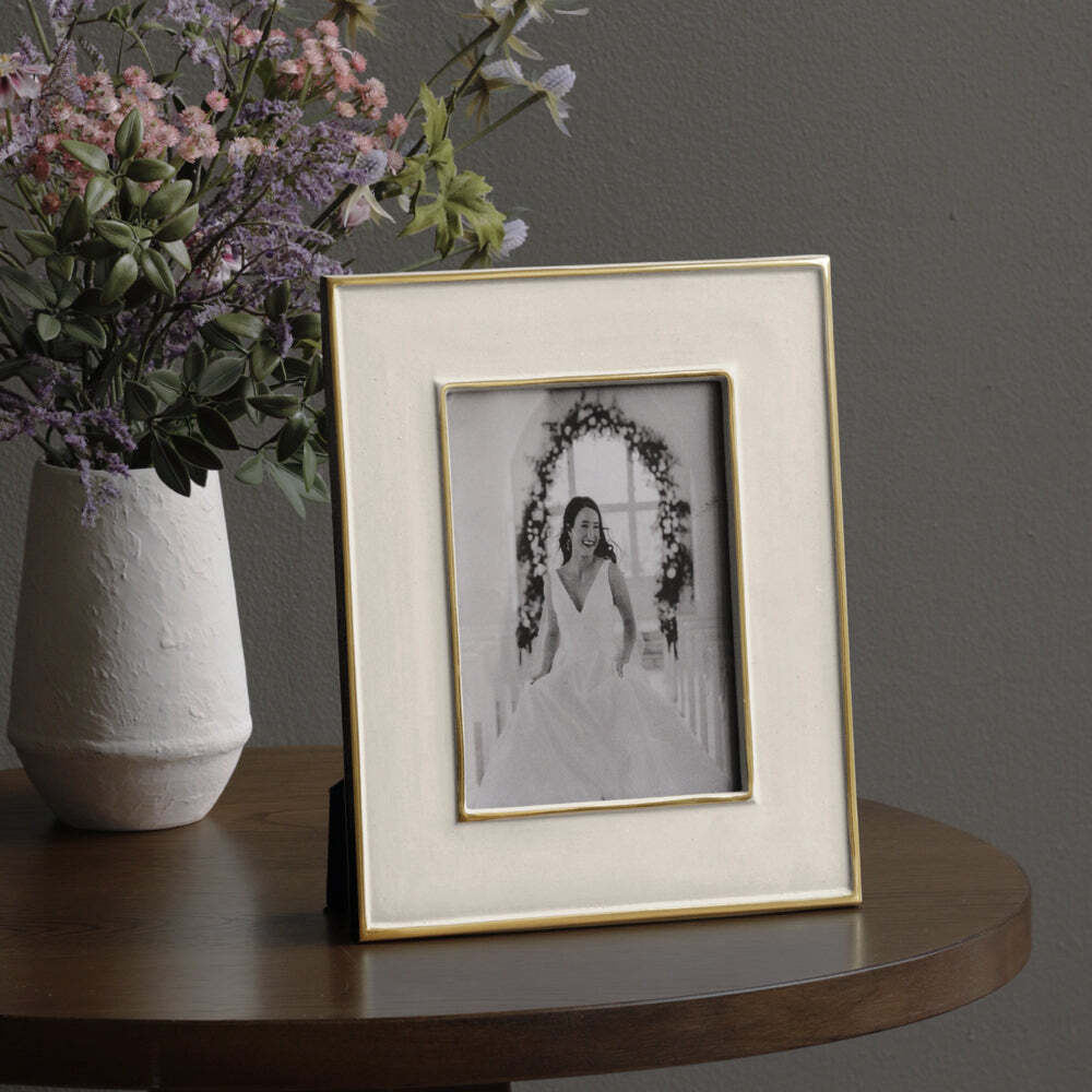 Encanto Jason 5" x 7" Frame - Cream by Beatriz Ball 2