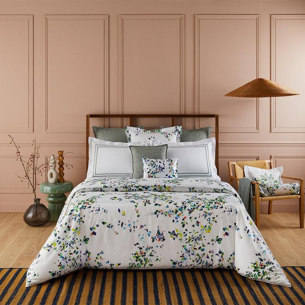 Equinoxe Bed Collection by Yves Delorme