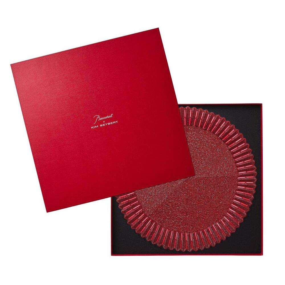 Etoile Placemat - Set of 2 in a Gift Box Red by Kim Seybert 20
