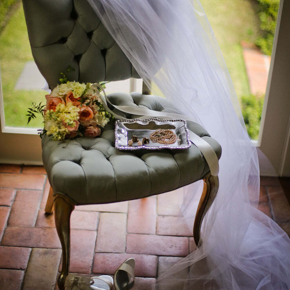 Giftables Organic Pearl Petit Tray by Beatriz Ball 4