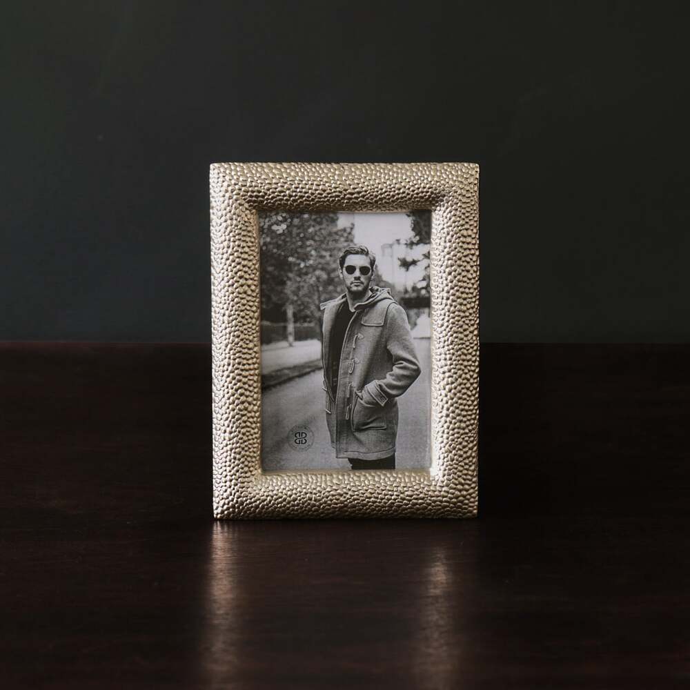 Giftables Sierra Modern Georgina 4" x 6" Frame - Gold by Beatriz Ball