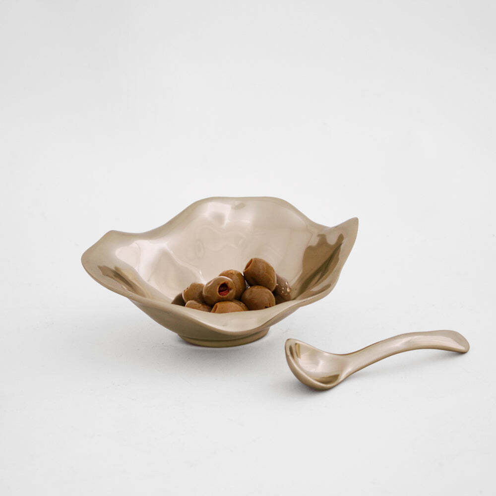 Giftables Sierra Modern Small Oval Bowl with Spoon - Shiny Gold by Beatriz Ball 3