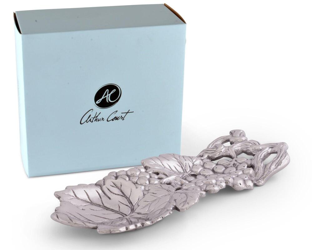 Grape Spoon Rest by Arthur Court Designs 4