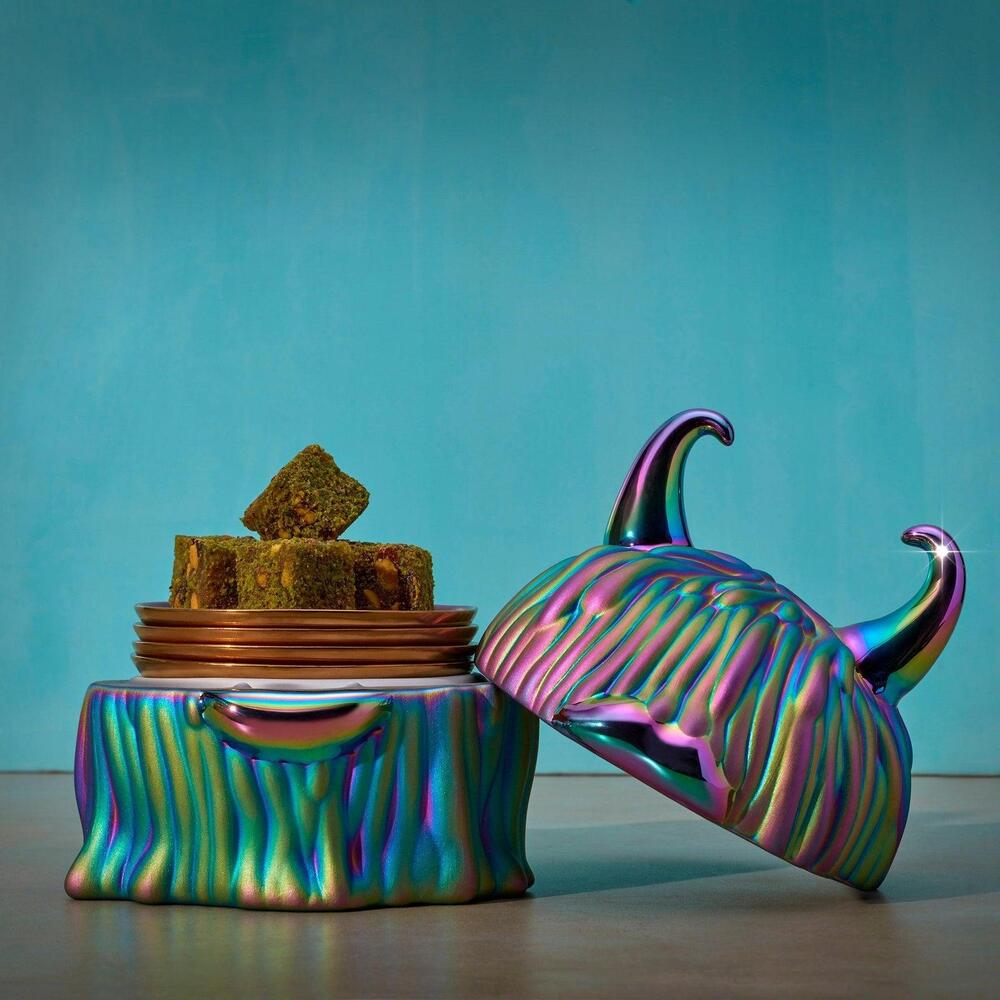 Haas Disco Lynda Box & Plates Set of 4 - Limited Edition of 300 by L'Objet 4