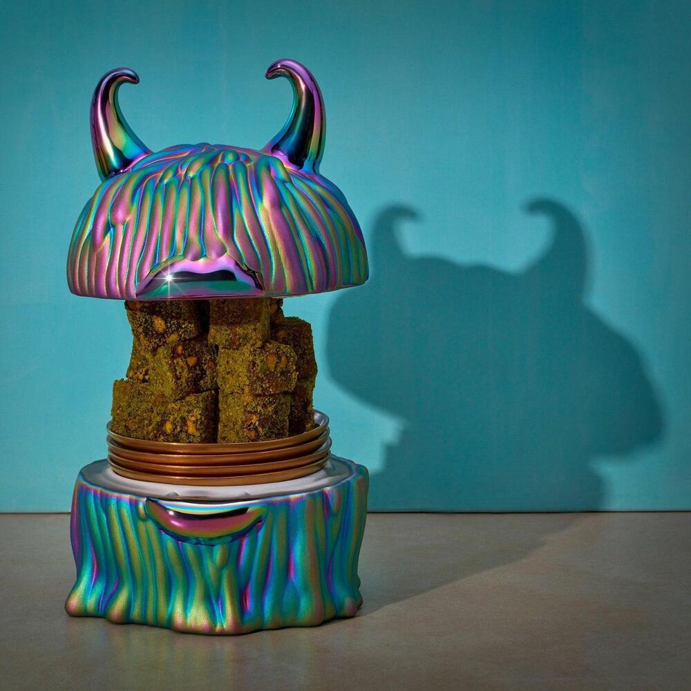 Haas Disco Lynda Box & Plates Set of 4 - Limited Edition of 300 by L'Objet 5