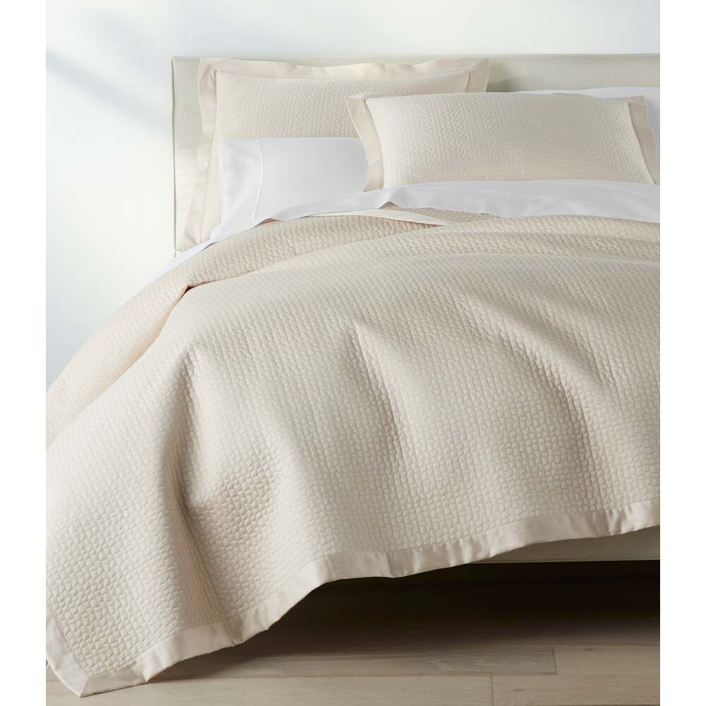 Hamilton Quilted Coverlet by Peacock Alley 6