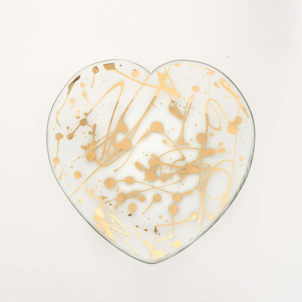 Jaxson 7" Gold Heart Plate by Annieglass Additional Image -1