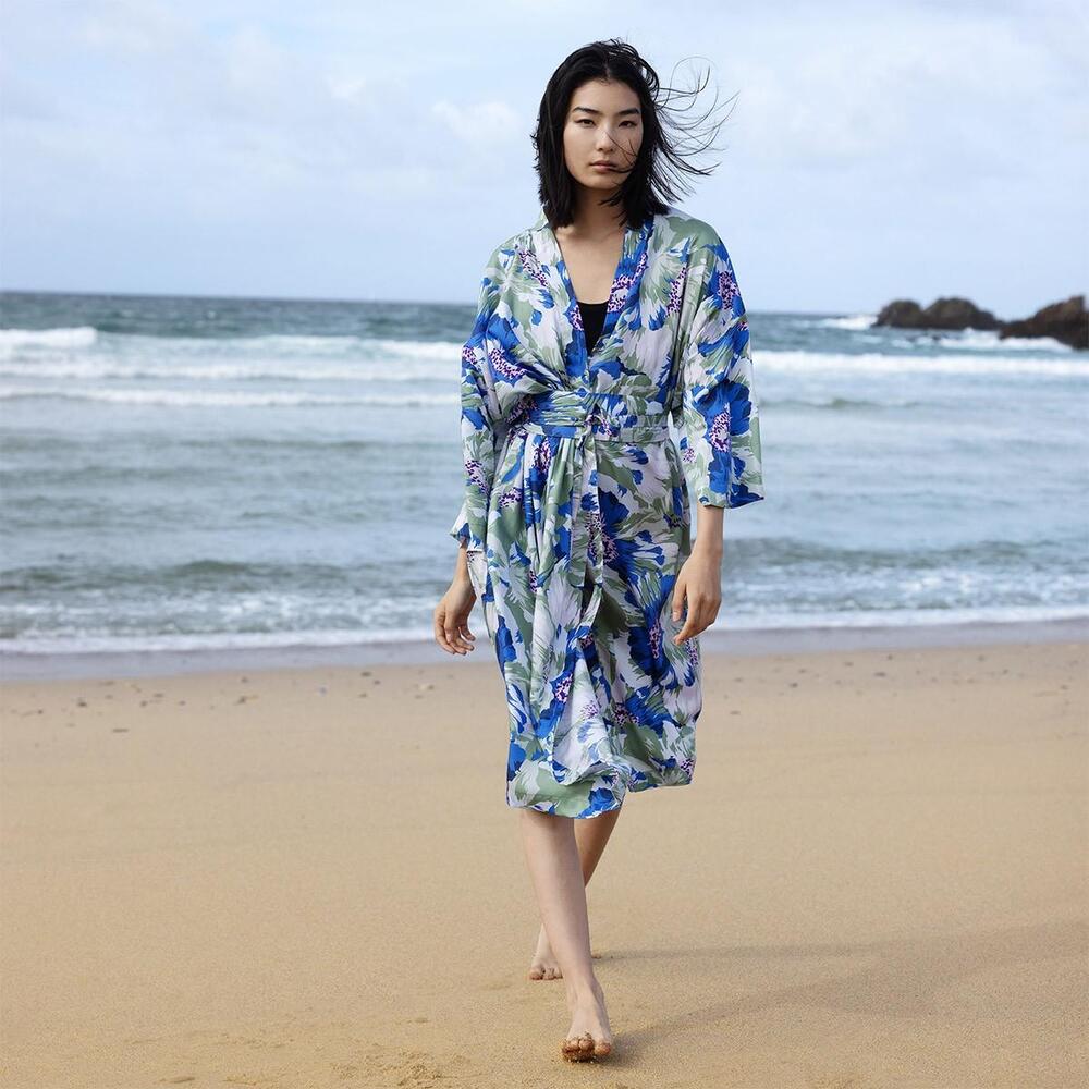 K Anemone Kimono by Yves Delorme