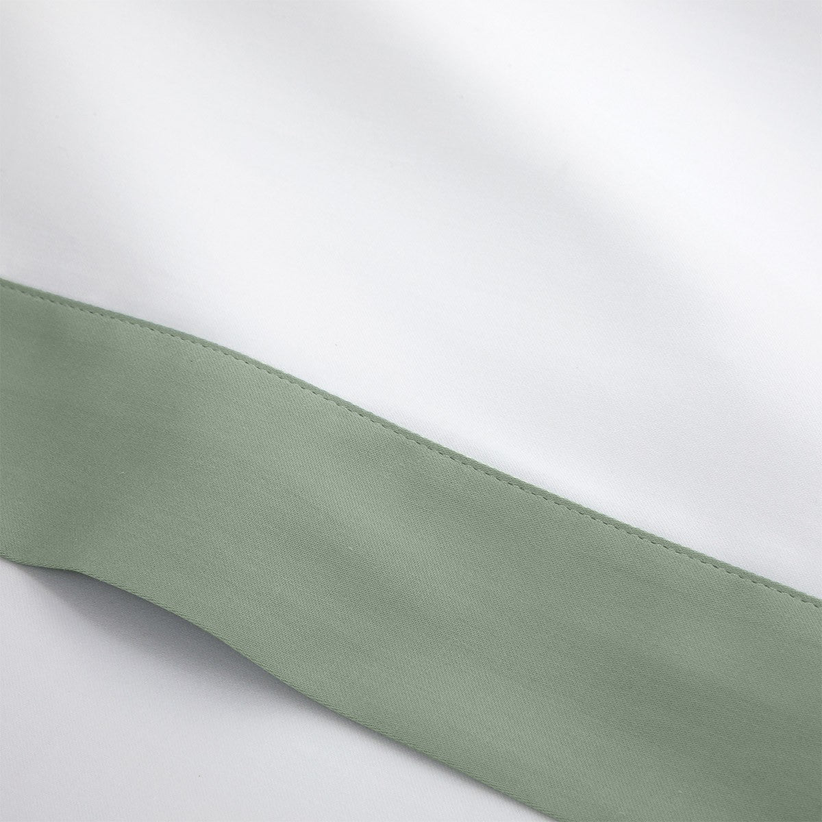 Linea Bed Collections by Yves Delorme 14