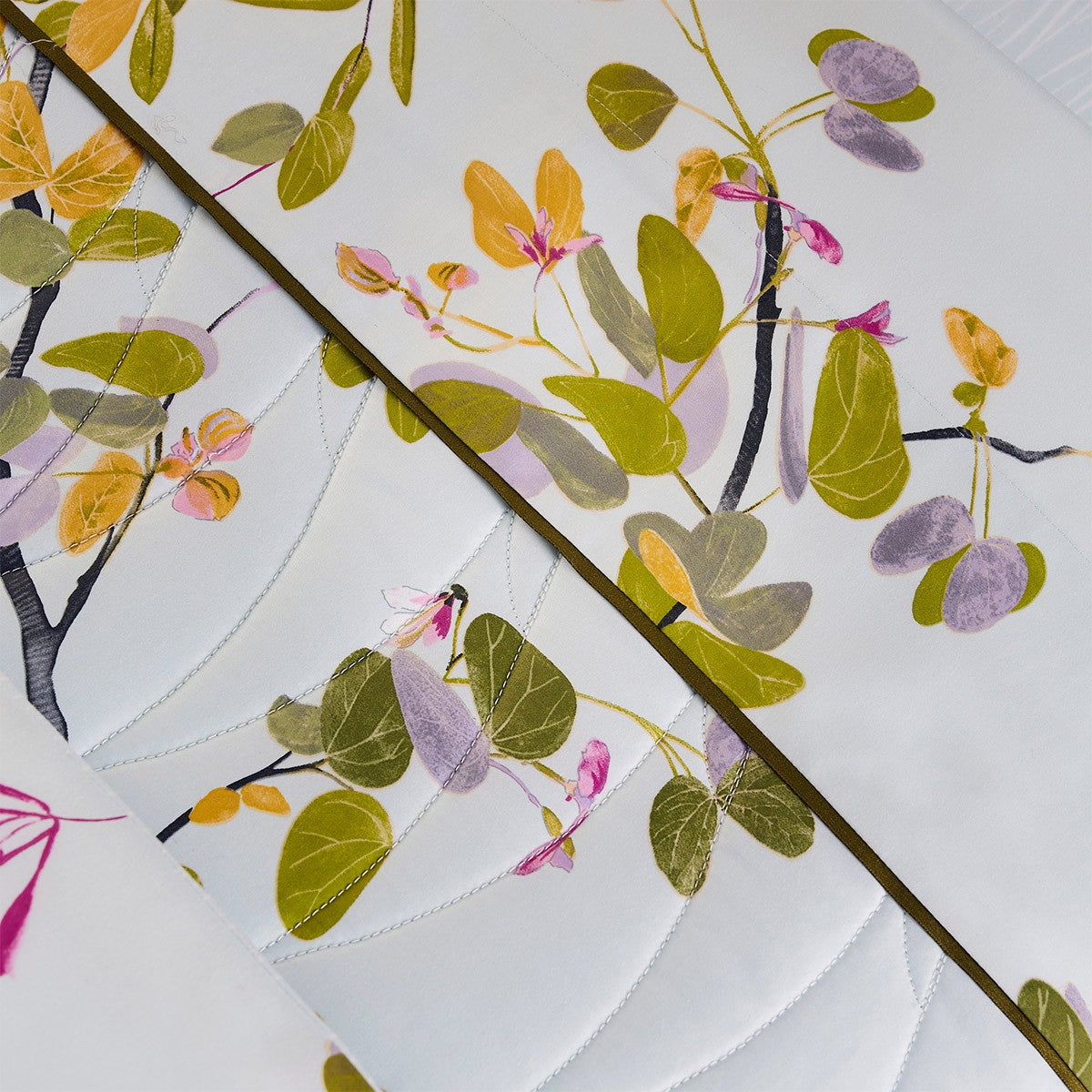 Luciole Bed Collections by Yves Delorme 7