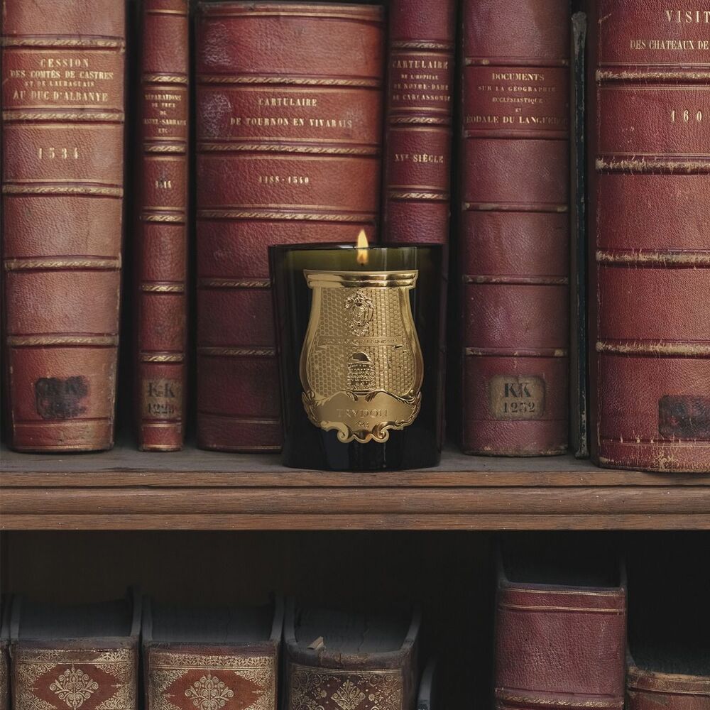 Madeleine Classic Candle (9.5oz) by Trudon Additional Image -1