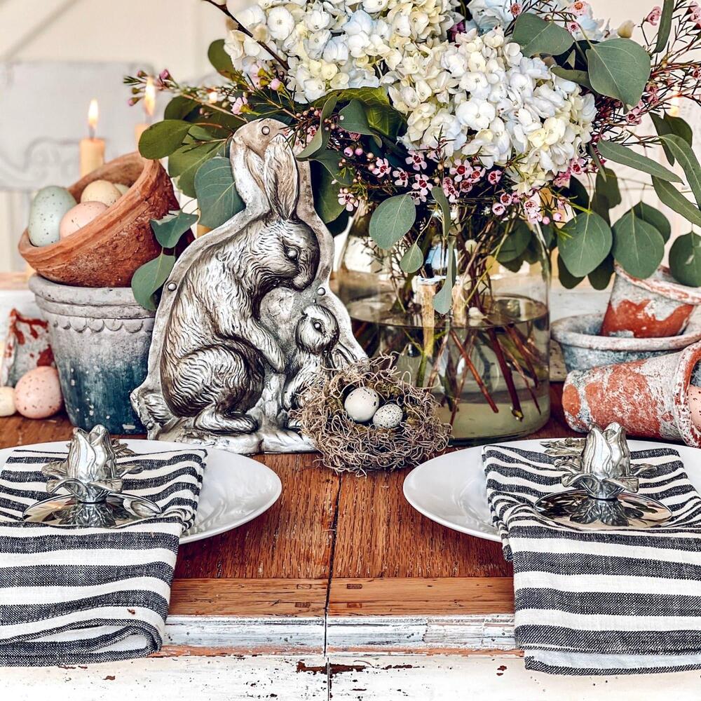 Magnolia Napkin Weight by Arthur Court Designs 4