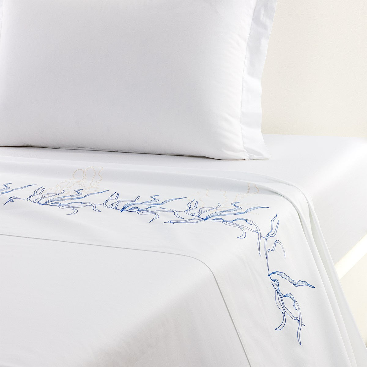 Nautilus Bed Collections by Yves Delorme 6