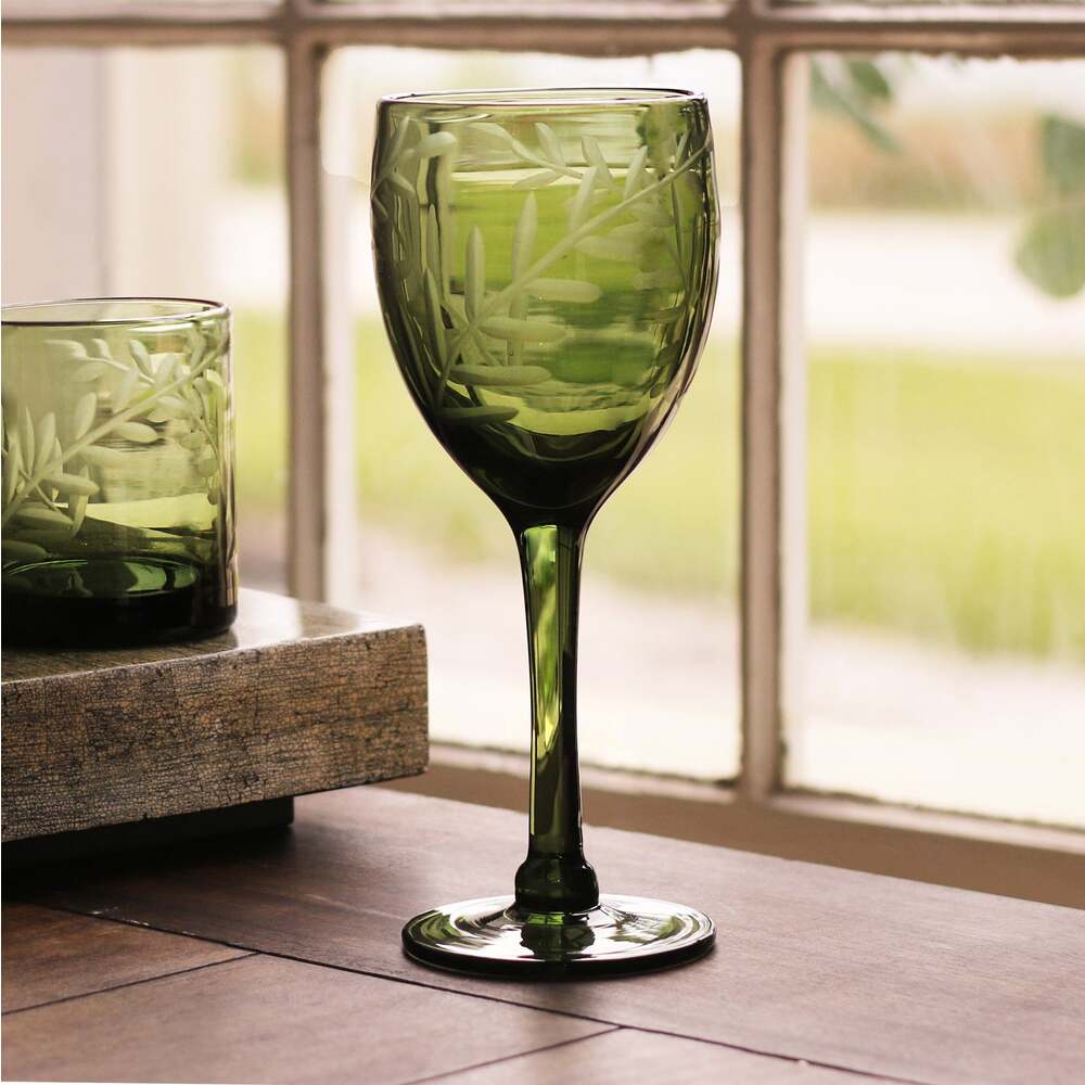 Fern Wine Glass Set of 4 by Beatriz Ball Additional Image 3