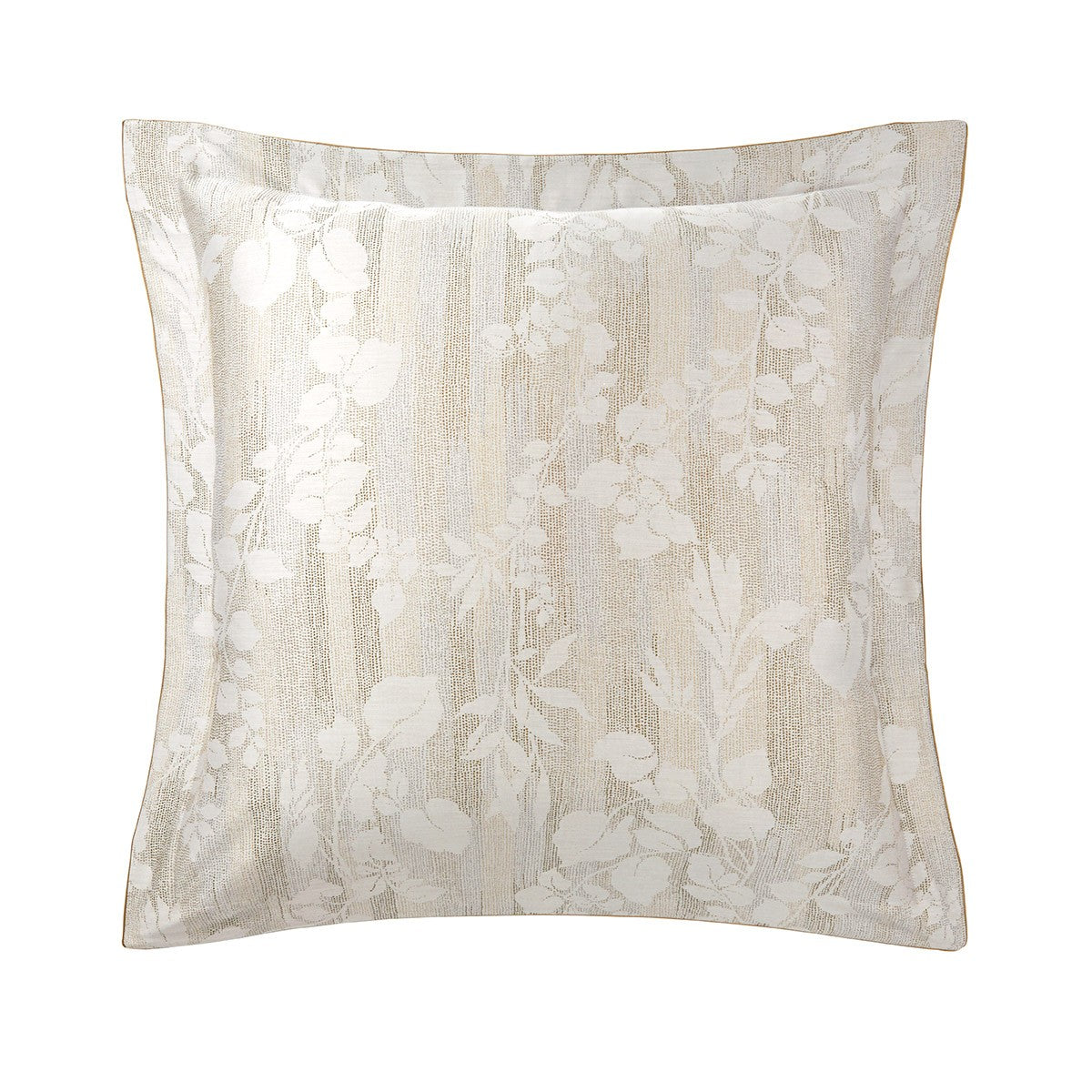 Nymphe Bed Collections by Yves Delorme 10