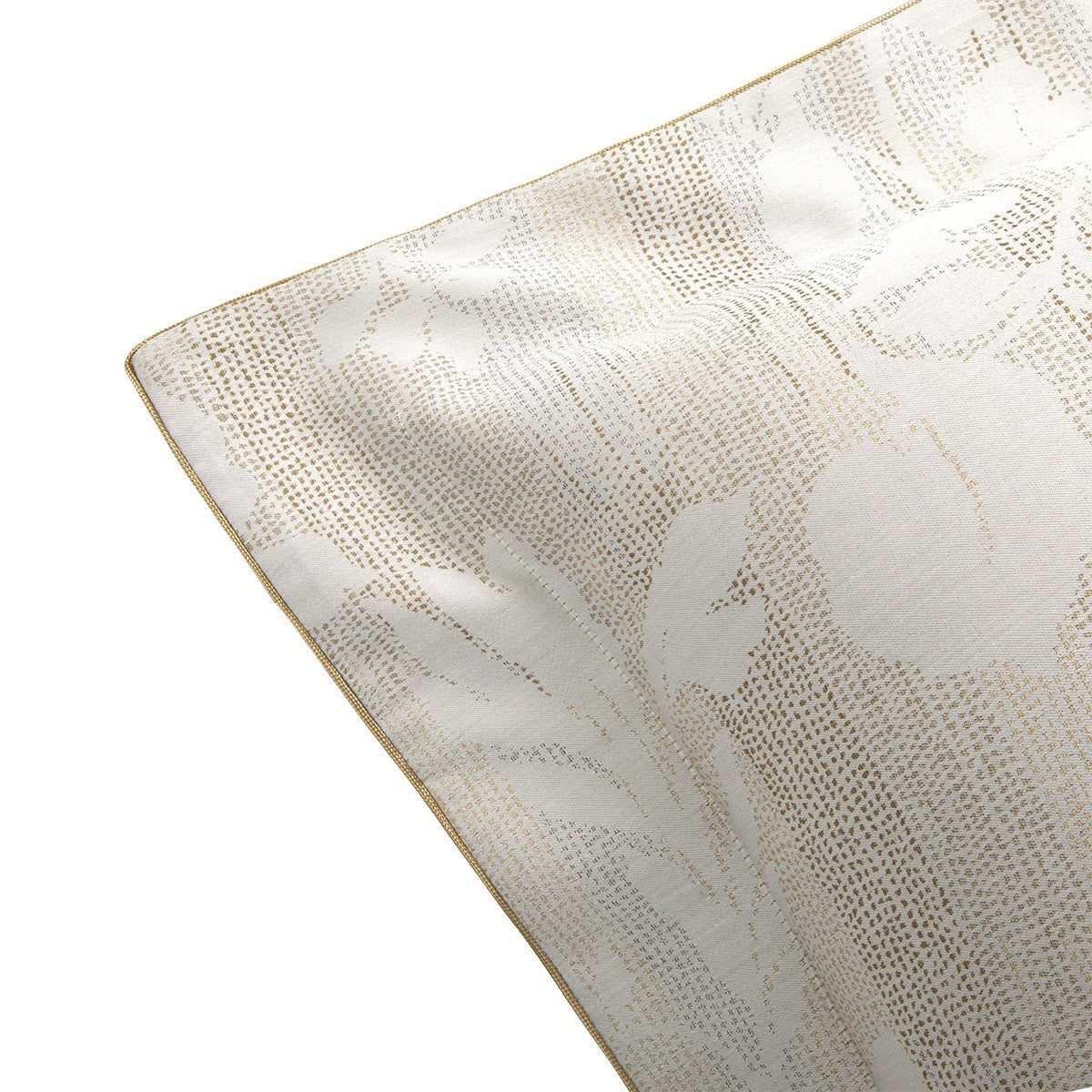 Nymphe Bed Collections by Yves Delorme 14