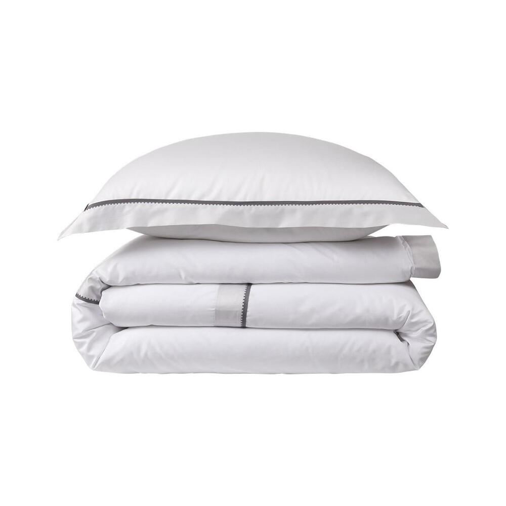 Opera Bed Collection by Yves Delorme 1