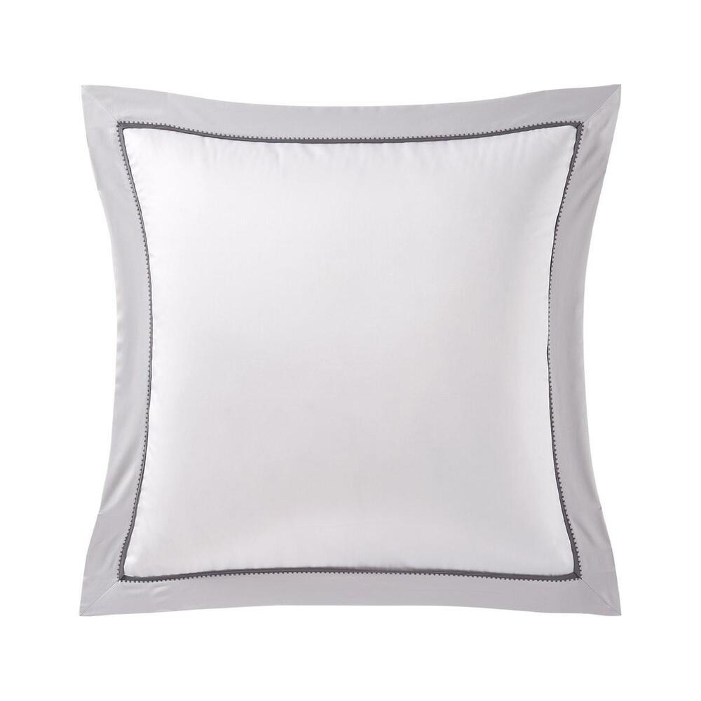 Opera Bed Collection by Yves Delorme 8